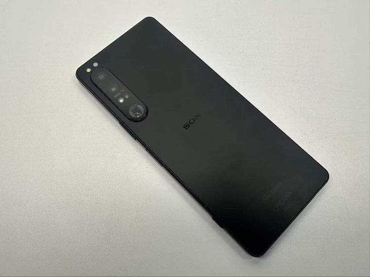 �������� SONY Xperia 1 IV docomo so-51c ��