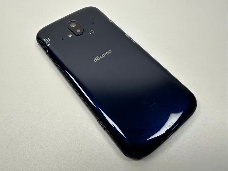 NTT docomo �餯�餯���ޡ��ȥե��� F-52B �ͥ��ӡ�