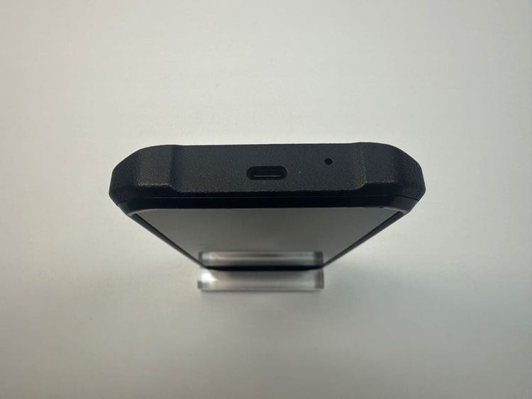 NTTdocomo Dura Force ������ KY-51D