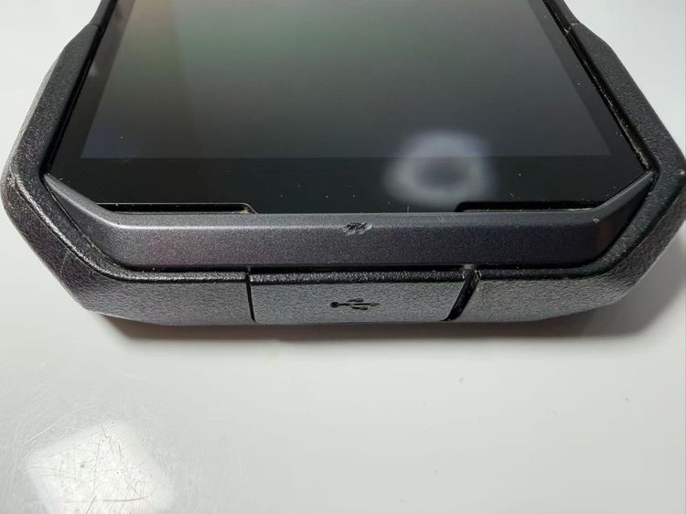 ������ TORQUE G06 KYG03 au 128gb �֥�å�