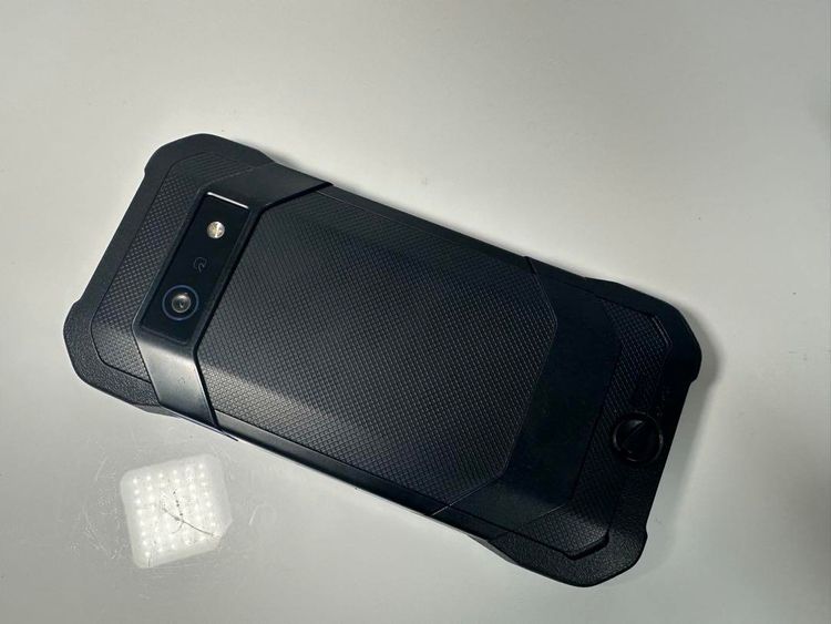 NTTdocomo Dura Force  KY-51D