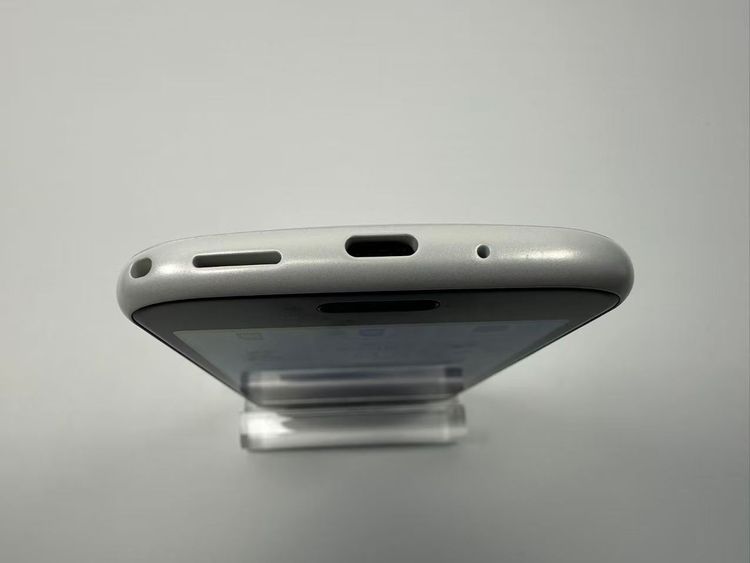 ���� NTT docomo �餯�餯���ޡ��ȥե��� F-52B �ۥ磻��