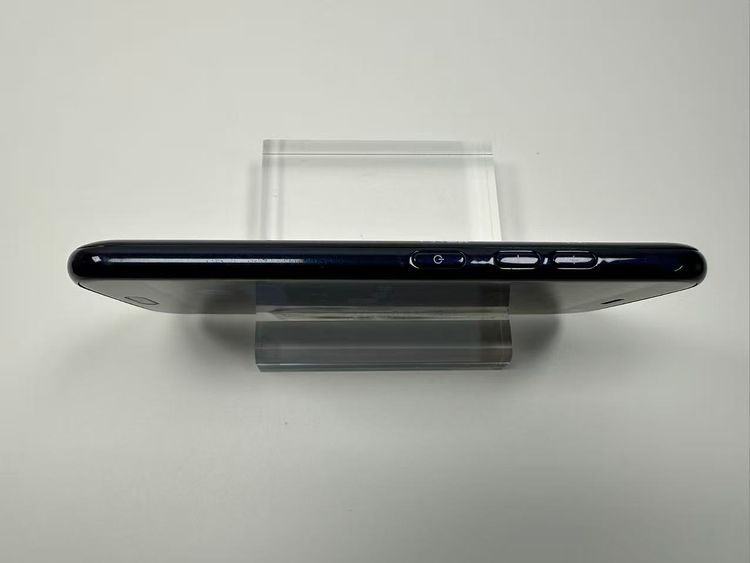 ���� NTT docomo �餯�餯���ޡ��ȥե��� F-52B �ͥ��ӡ�