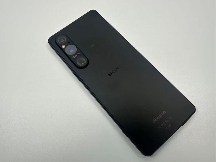 ��������ɬ�ɡ����Ѷ����� SONY Xperia 1 V docomo�� 256GB �֥�å�