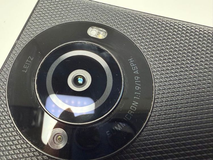 Leitz phone 3 512GB SoftBank