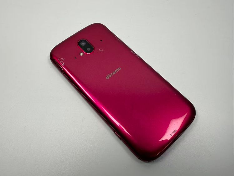���� NTT docomo �餯�餯���ޡ��ȥե��� F-52B �ԥ�