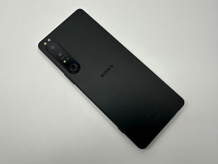 �������� SONY Xperia 1 IV docomo so-51c ��