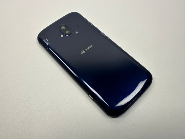 NTT docomo �餯�餯���ޡ��ȥե��� F-52B �ͥ��ӡ�