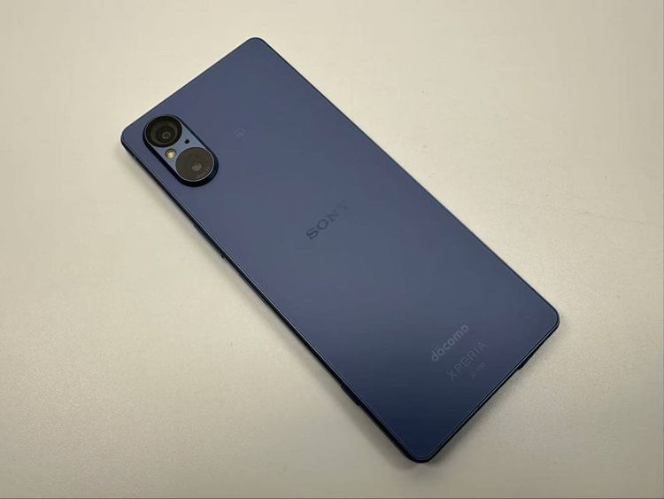 ���� SONY Xperia 5 V docomo �֥롼 �������ɤʤ�