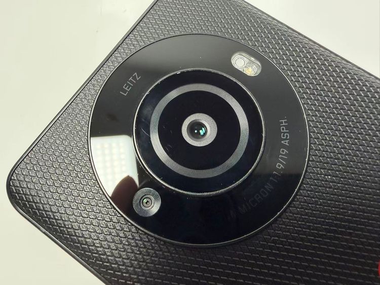 Leitz phone 3 512GB SoftBank SIMե꡼