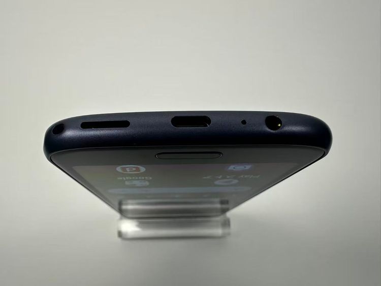 ������ NTT docomo �餯�餯���ޡ��ȥե��� F-53E �ͥ��ӡ�