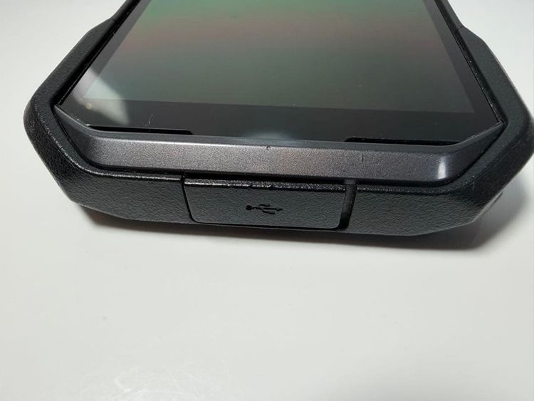 ������ TORQUE G06 KYG03 au 128gb �֥�å�