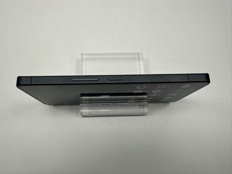 Aquos R8 pro docomo 256gb sim�ե꡼