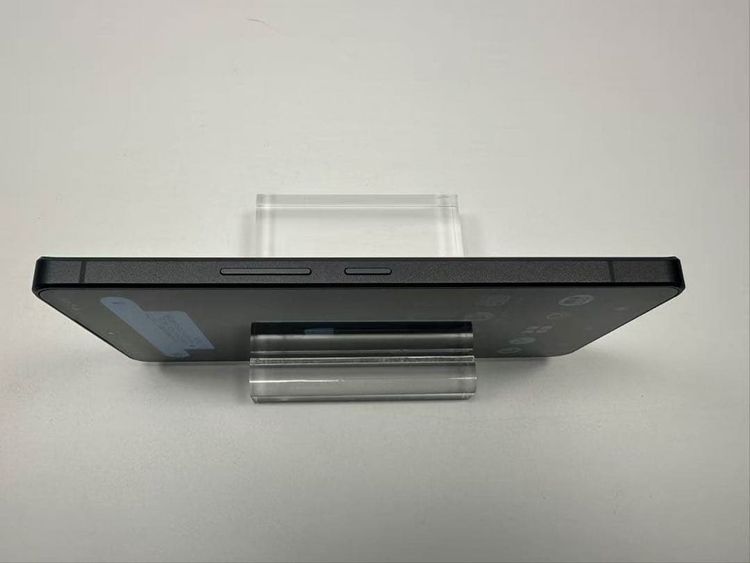 ���Ѷ����� Aquos R8 pro docomo 256gb sim�ե꡼