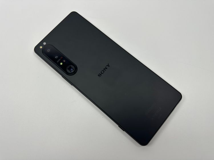 �������� SONY Xperia 1 IV docomo so-51c ��
