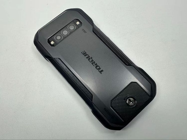 ������ TORQUE G06 KYG03 au �� 128GB