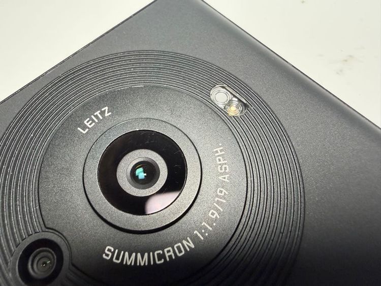 Aquos R8 pro docomo 256GB �֥�å�