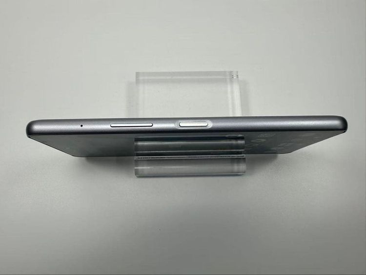 ���� Arrows We2 Plus F-51E 256GB ���쥤