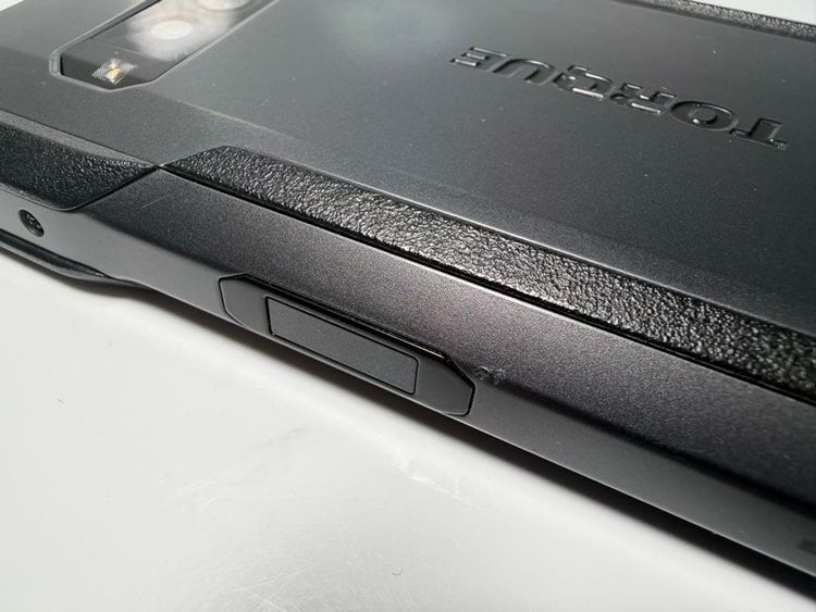 ������ TORQUE G06 KYG03 au �֥�å�128GB