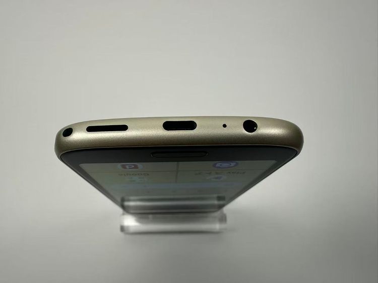 ������ NTT docomo �餯�餯���ޡ��ȥե��� F-53E �������