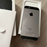 iPhone SE ������� 32GB ���ڡ������졼 ̤������