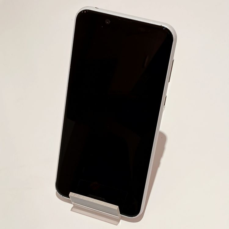 au AQUOS sense2 SHV43 32GB ���륭���ۥ磻�� SIM���å�����Ѥ�