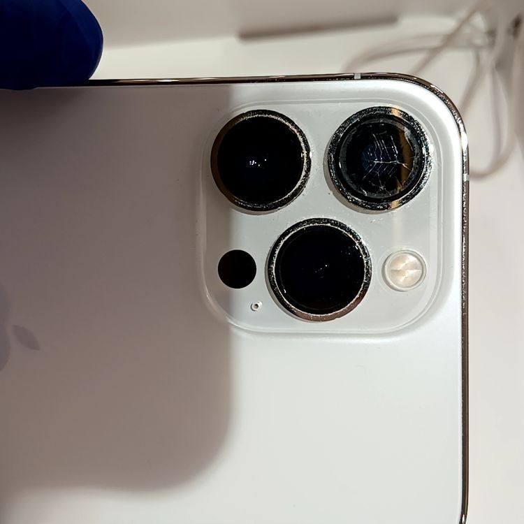 �ڽ���Ź�����ѡ�iPhone13ProMAX 256GB SIM���å������ �Хåƥ꡼����100��