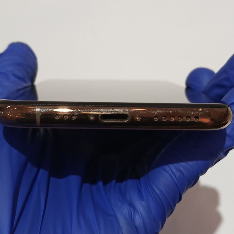 �ڽ���Ź�����ѡ�iPhoneXS 64GB SIM���å������ �Хåƥ꡼����100��