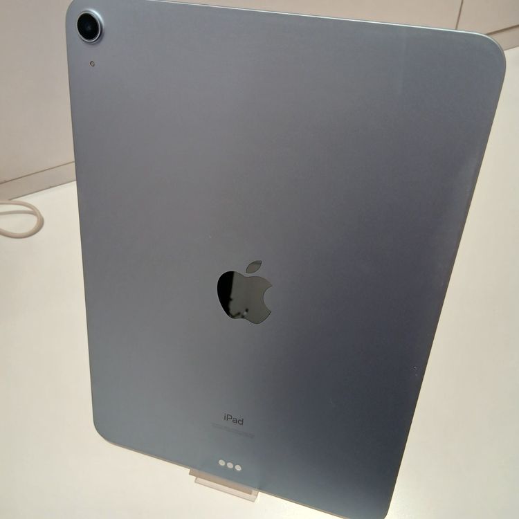 iPad Air(��4����) 64GB �������֥롼 �Хåƥ꡼����79��