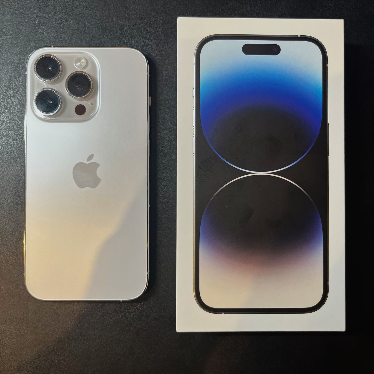 iPhone 14 Pro 256GB シルバー 美品 ケース付き iPhone 14 Pro 256GB美