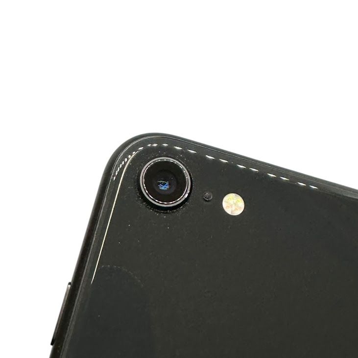 �ڥХåƥ꡼100%��iPhone��SE����2�����64GB���֥�å���SIM�ե꡼��au��