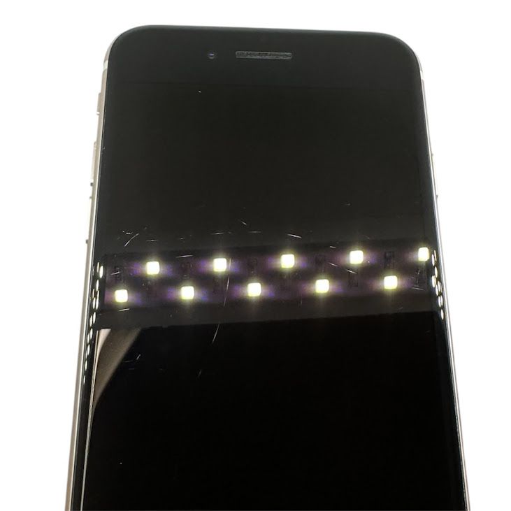 �ڥХåƥ꡼100%��iPhone��SE����3�����64GB���������饤�ȡ�SIM�ե꡼���ɥ�����