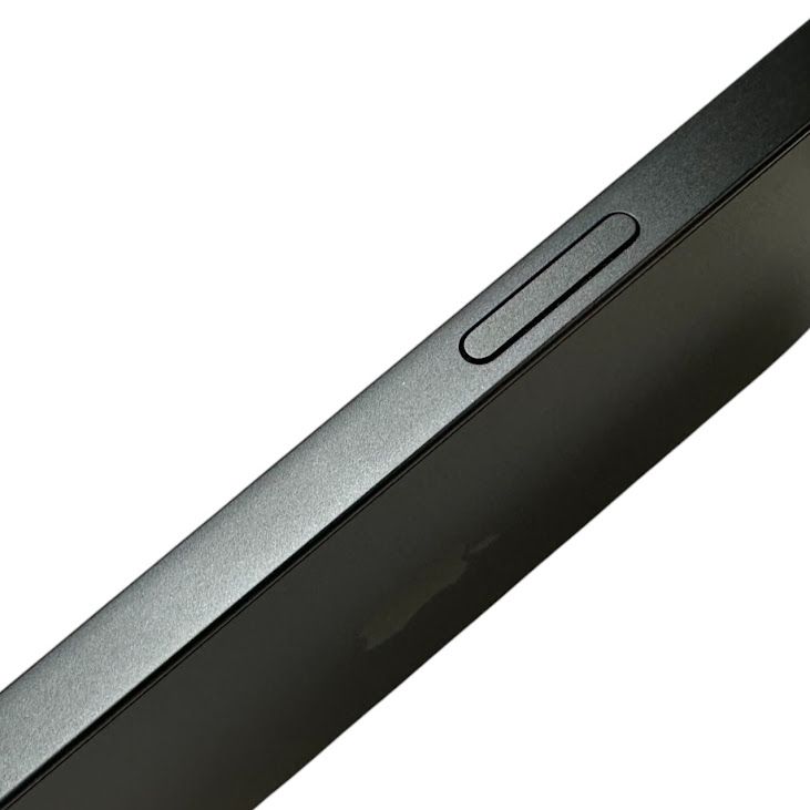 �ڥХåƥ꡼92%��iPhone��16e��128GB���֥�å���SIM�ե꡼��au��
