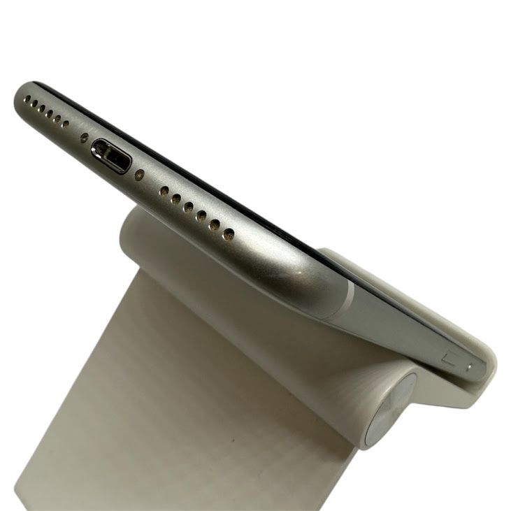 �ڥХåƥ꡼85%��iPhone��SE����2�����128GB���ۥ磻�ȡ�SIM�ե꡼���ɥ�����