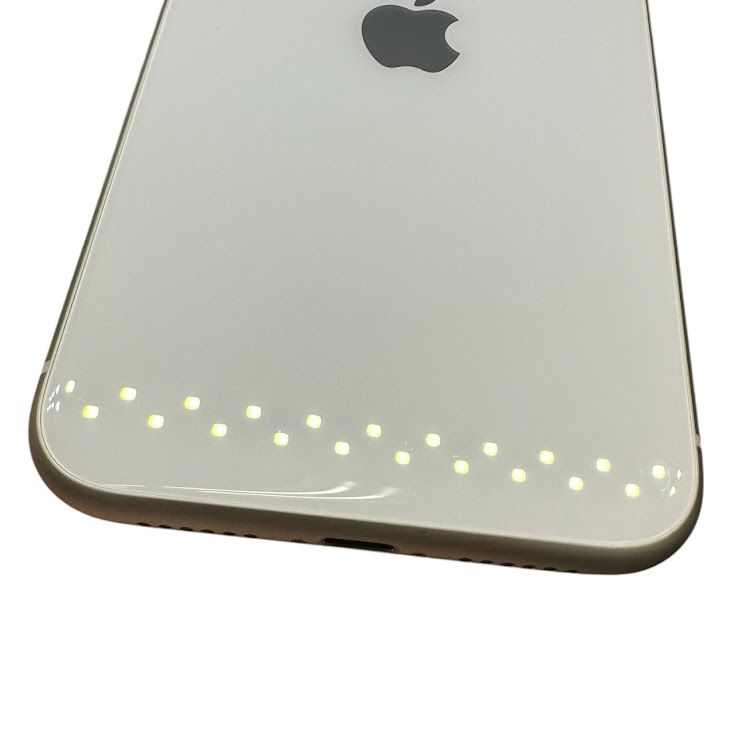 �ڥХåƥ꡼84%��iPhone��11��256GB���ۥ磻�ȡ�SIM�ե꡼��au��