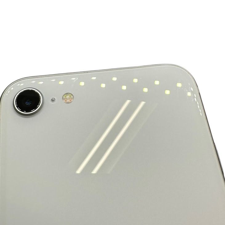 �ڥХåƥ꡼91%��iPhone��SE����2�����64GB���ۥ磻�ȡ�SIM�ե꡼��au��
