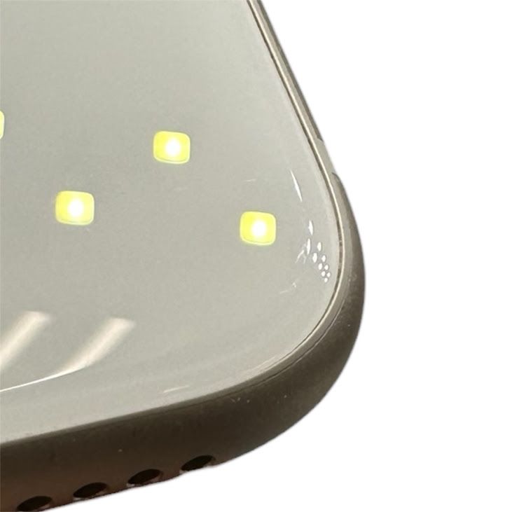 �ڥХåƥ꡼100%��iPhone��SE����3�����64GB���������饤�ȡ�SIM�ե꡼���ɥ�����