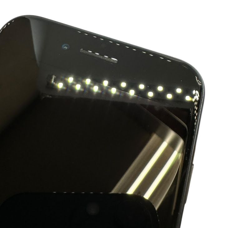 iPhone��SE����2�����64GB���֥�å���SIM�ե꡼��au��