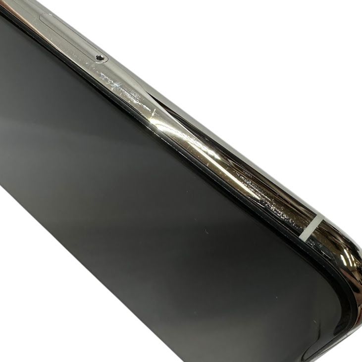 �ڥХåƥ꡼95%��iPhone��11��Pro��64GB������С���SIM�ե꡼��au��