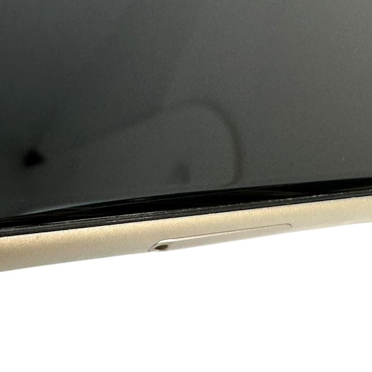 �ڥХåƥ꡼85%��iPhone��SE����3�����128GB���������饤�ȡ�SIM�ե꡼��au��