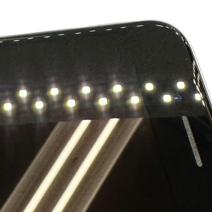 iPhone��SE����3�����128GB���������饤�ȡ�SIM�ե꡼�����եȥХ���