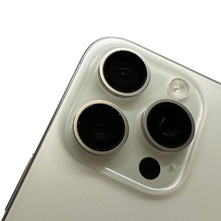�ڥХåƥ꡼100%��iPhone��15ProMax��256GB���ۥ磻�ȥ����˥���