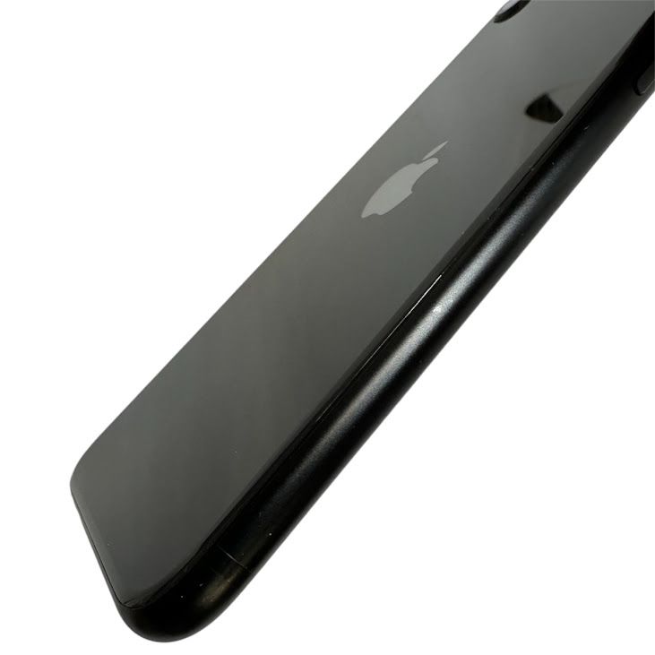 �ڥХåƥ꡼90%��iPhone��SE����2�����64GB���֥�å���SIM�ե꡼���ɥ�����