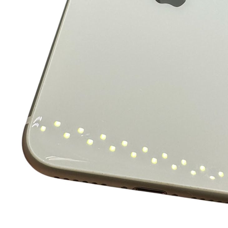 iPhone��SE����2�����128GB���ۥ磻�ȡ�SIM�ե꡼��au��