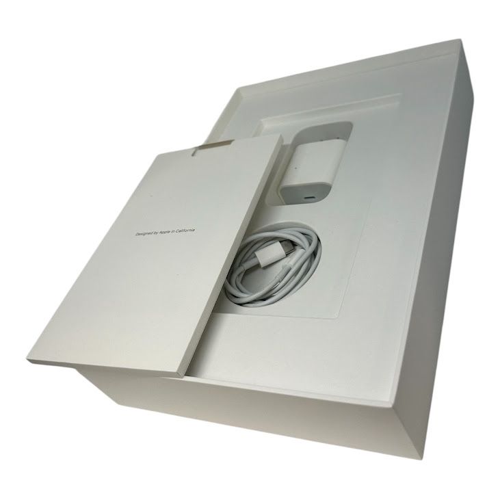 �ڥХåƥ꡼87%��iPad��9������顼��64GB������С���SIM�ե꡼���ɥ�����