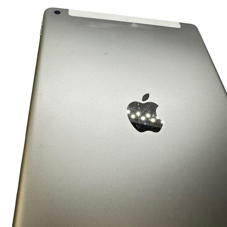 �ڥХåƥ꡼92%��iPad��8��Wi��Fi��Cellular��128GB������С�