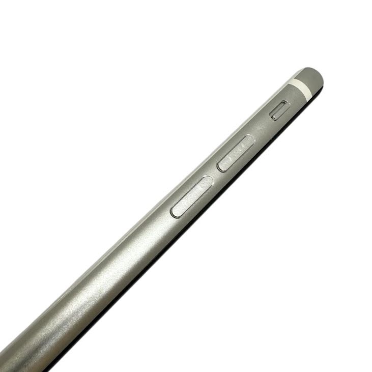 �ڥХåƥ꡼85%��iPhone��SE����2�����64GB���ۥ磻�ȡ�SIM�ե꡼��au��
