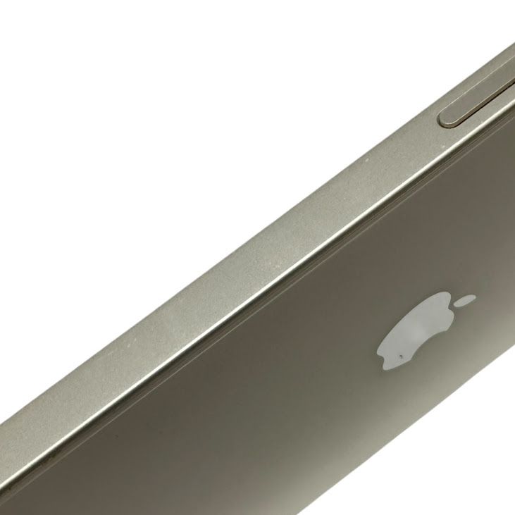 �ڥХåƥ꡼82%��iPhone��13��128GB���������饤�ȡ�SIM�ե꡼��au��