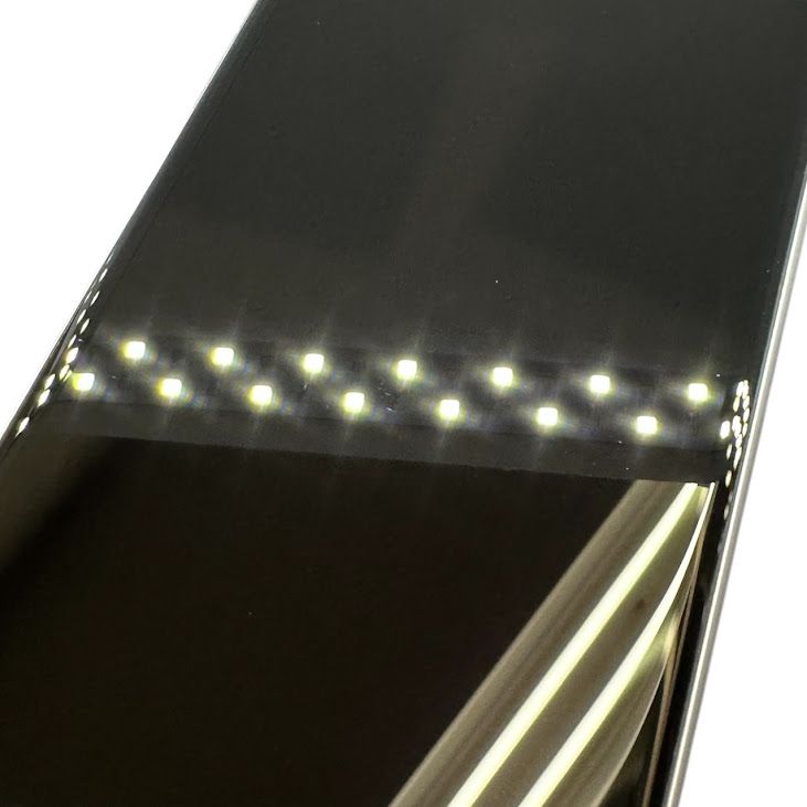�ڥХåƥ꡼85%��iPhone��SE����2�����64GB���ۥ磻�ȡ�SIM�ե꡼���ɥ�����