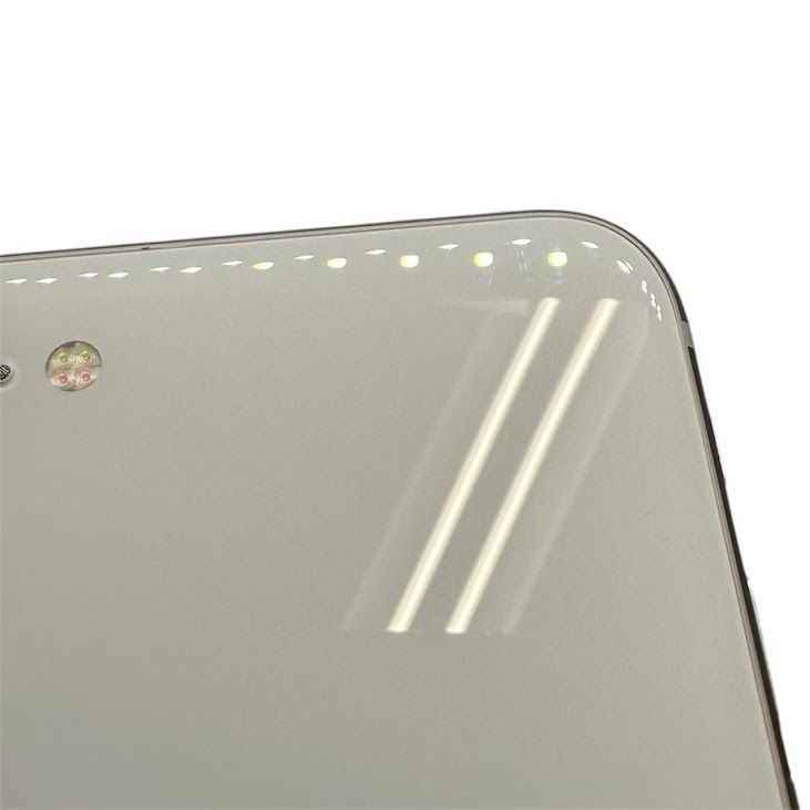 �ڥХåƥ꡼100%��iPhone��SE����3�����64GB���������饤�ȡ�SIM�ե꡼��au��